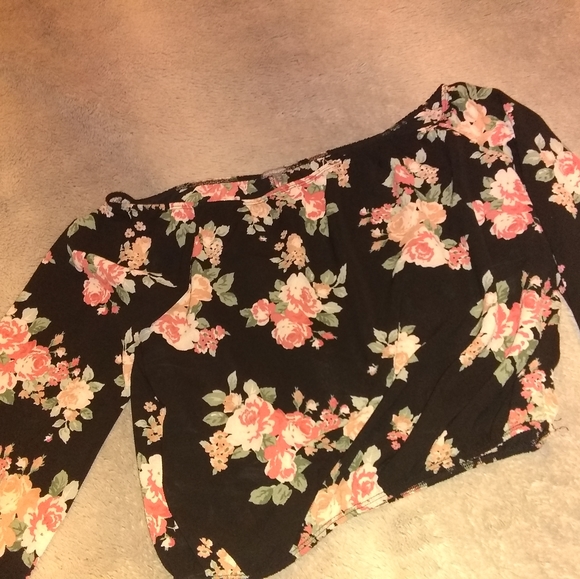 Flowered shirt/worn one time - Picture 2 of 4